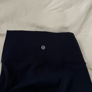 navy lulu lemon leggings